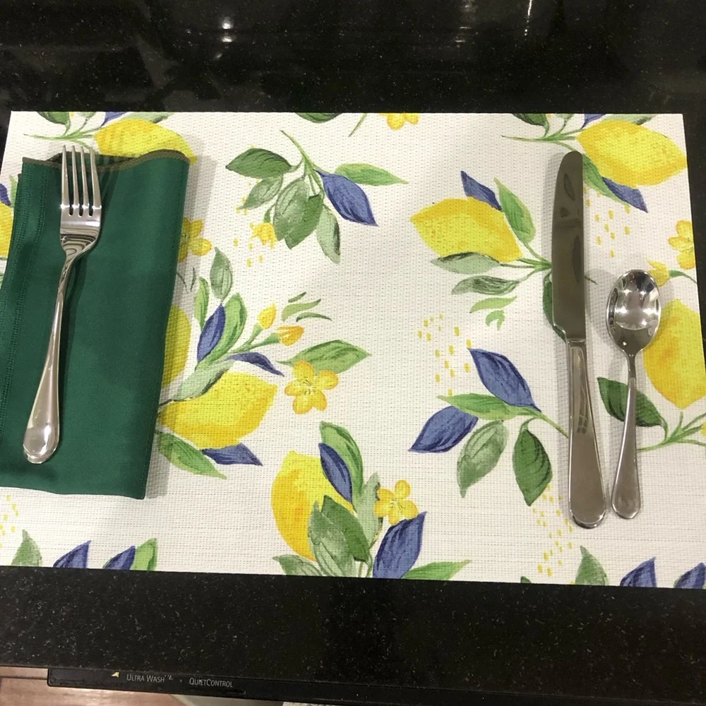 Bunches of Lemons - 4 Placemats 🍋